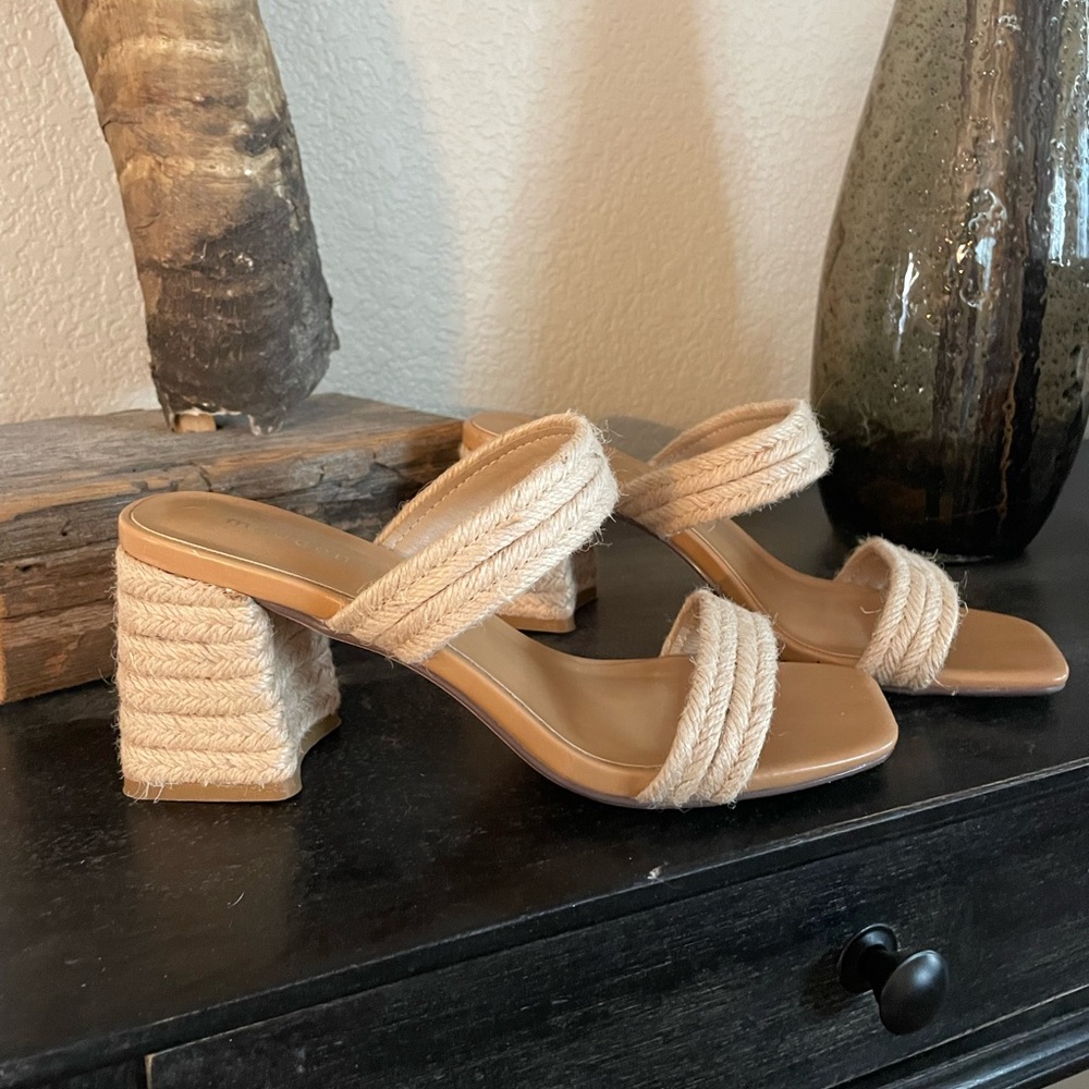 Elegant Tan Women's Heeled Sandals